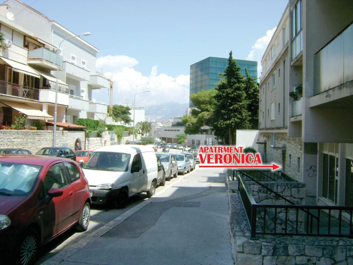 Apartment Veronica Spalato Esterno foto